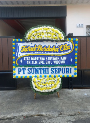 Papan Bunga Duka di Kembang Tanjong
