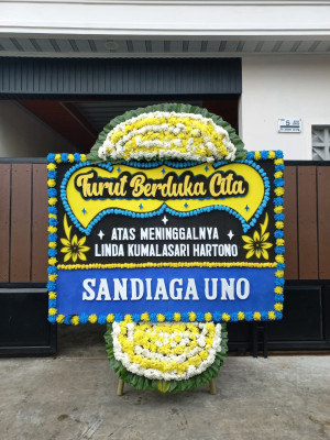 Papan Bunga Duka di Kembang Tanjong